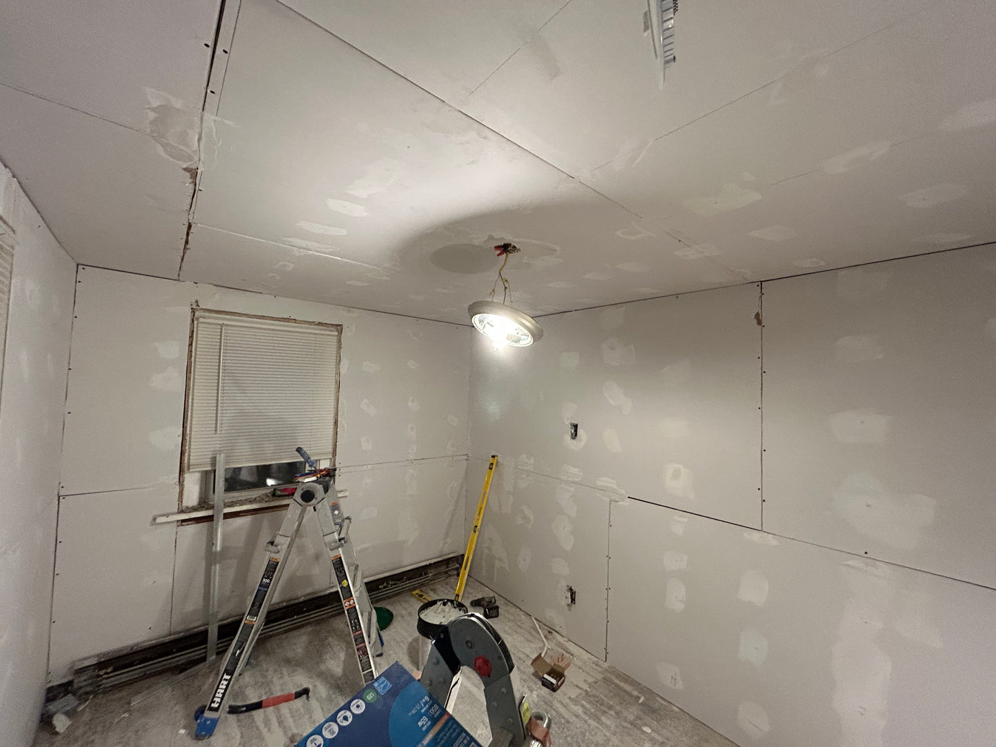Drywall Repair & Installation