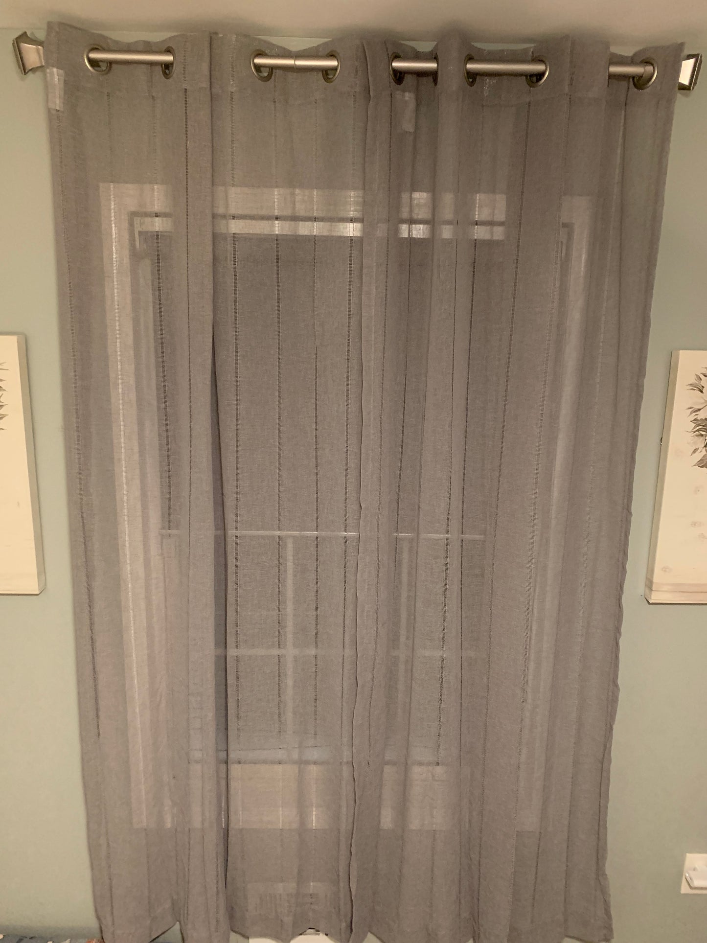 Curtains/Blinds