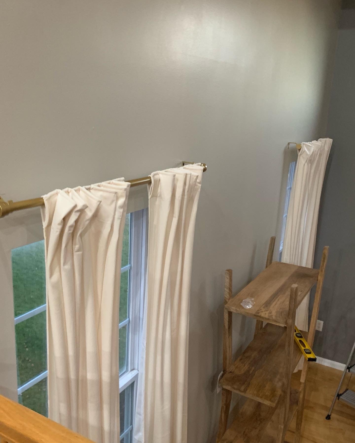 Curtains/Blinds