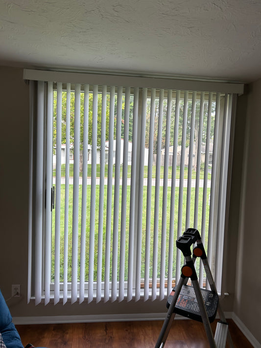 Curtains/Blinds