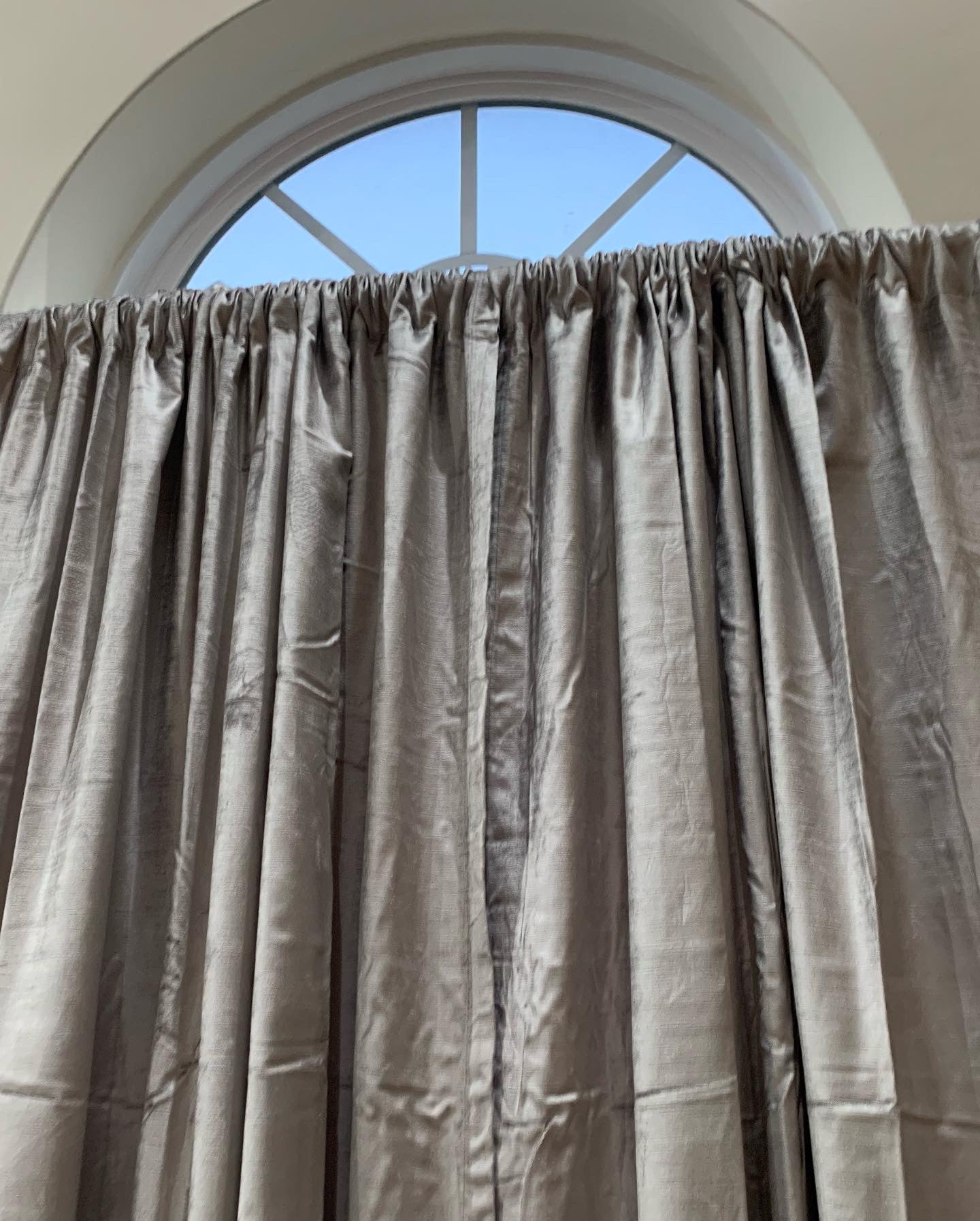 Curtains/Blinds