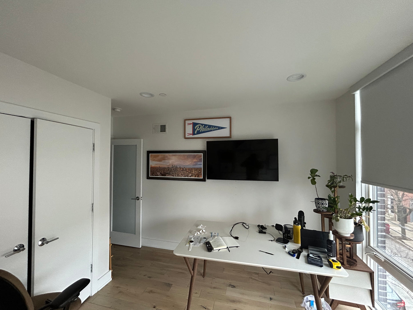 TV MOUNTING