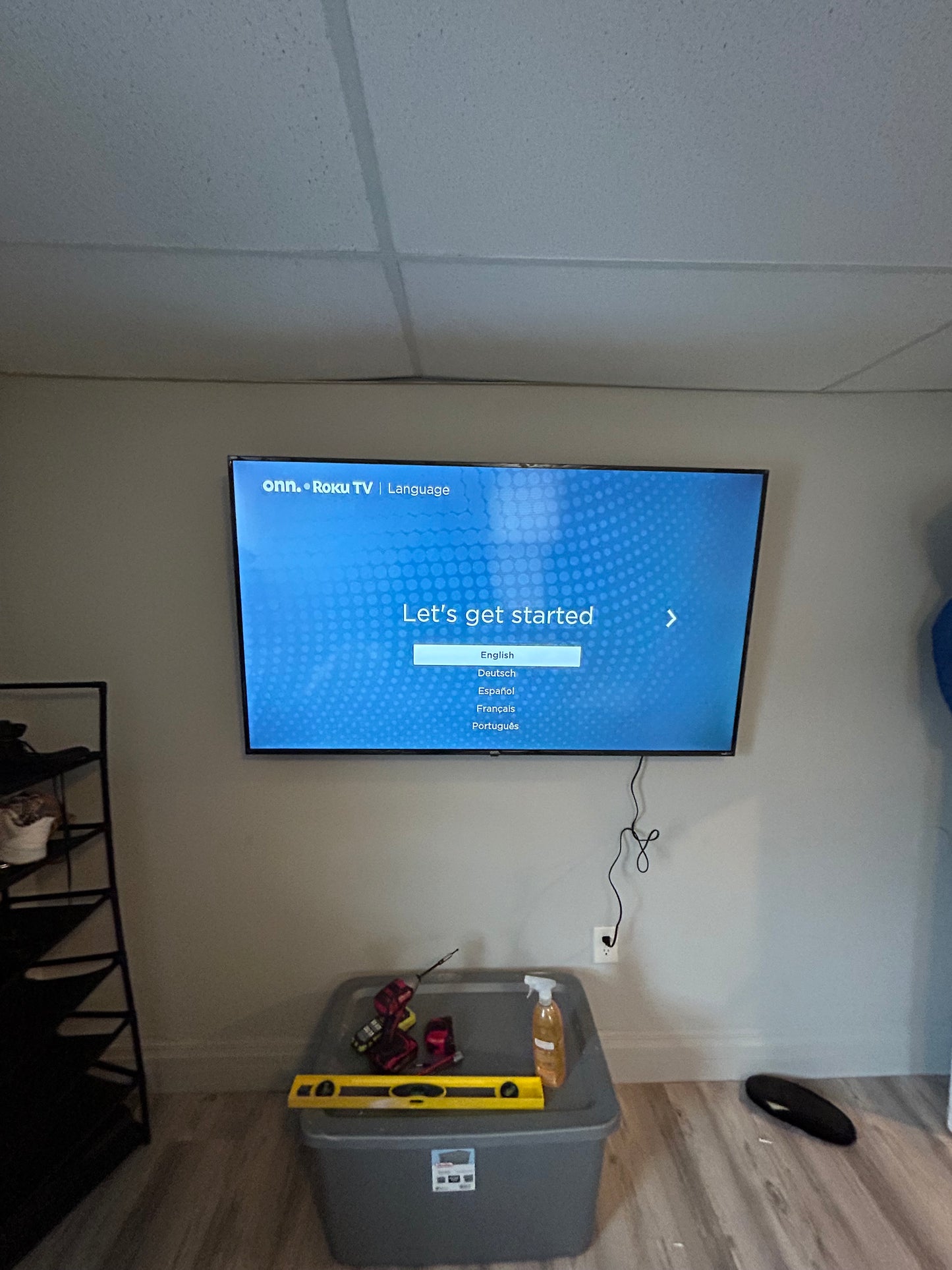 TV MOUNTING