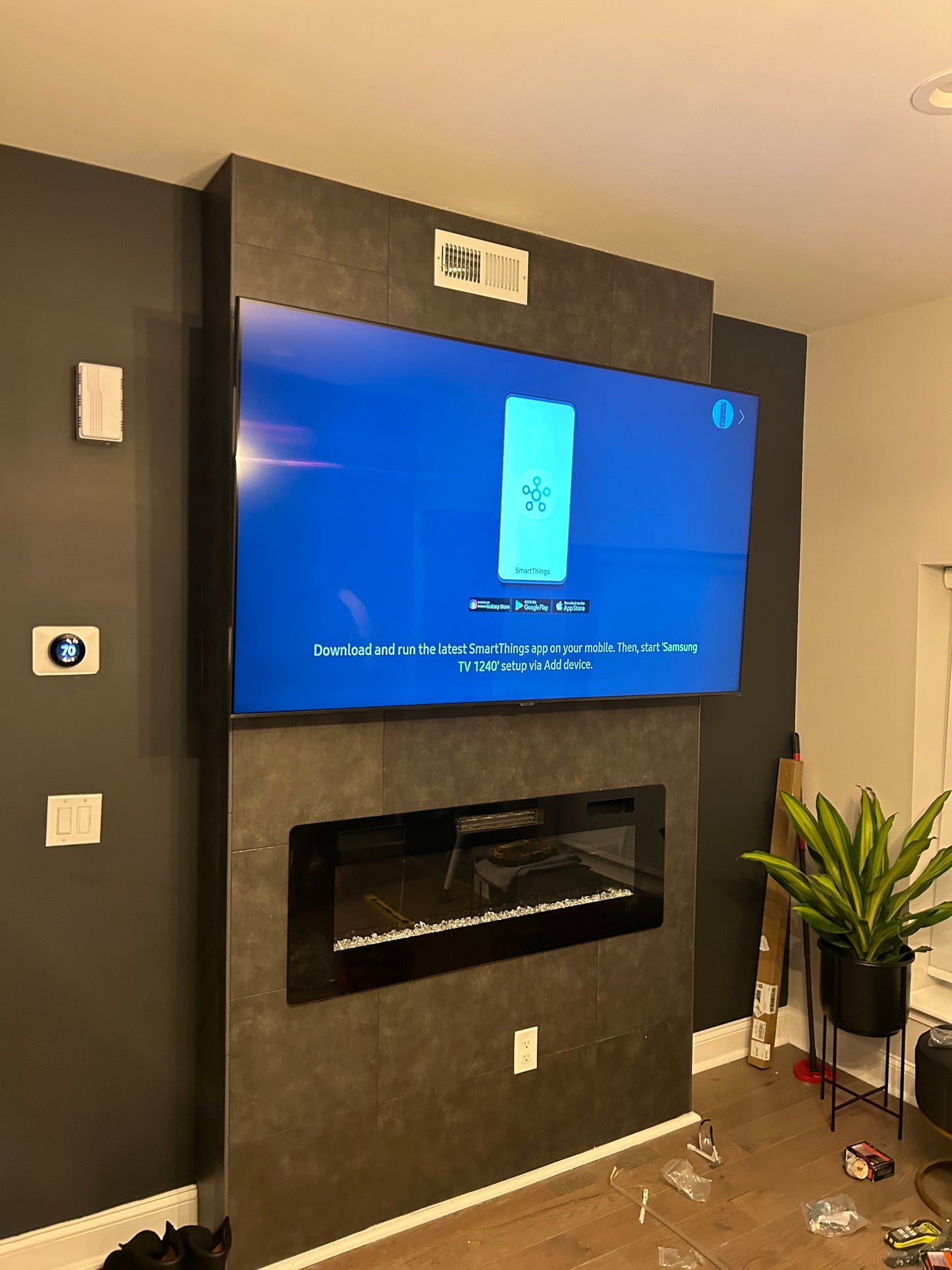 TV MOUNTING