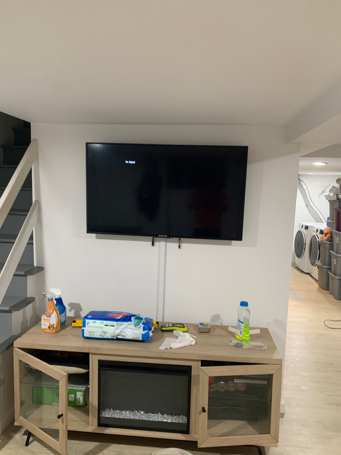 TV MOUNTING