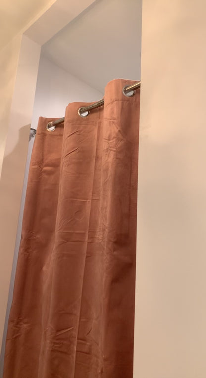 Curtains/Blinds
